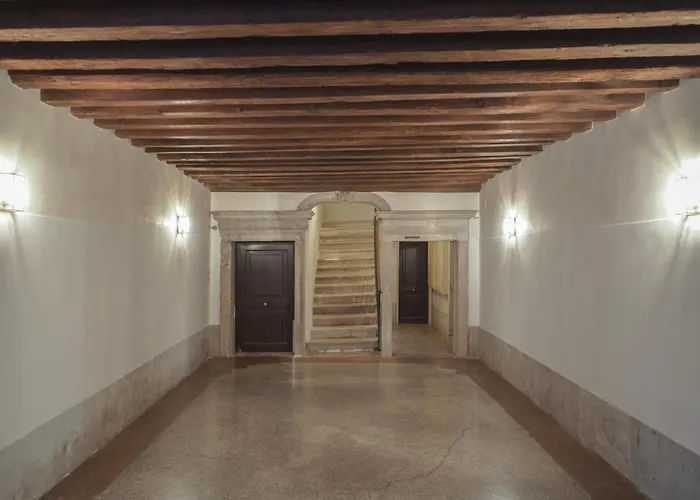 Super central 1 bedroom apartment